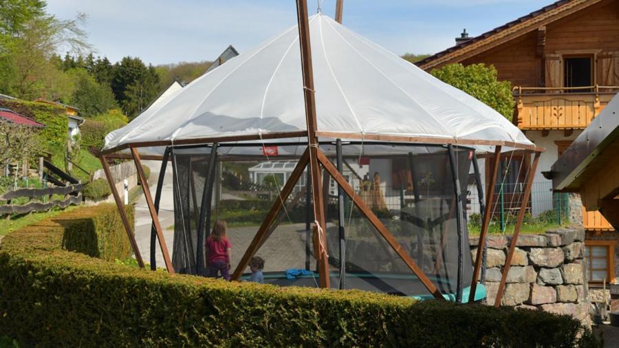 Haus Alpenrose Zum Vic Lägenhet Wermelskirchen Exteriör bild