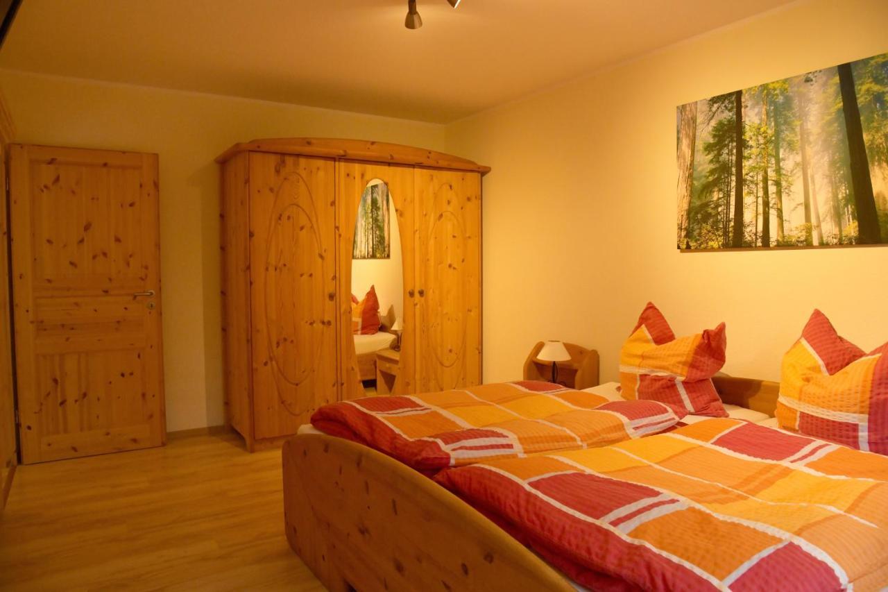 Haus Alpenrose Zum Vic Lägenhet Wermelskirchen Exteriör bild